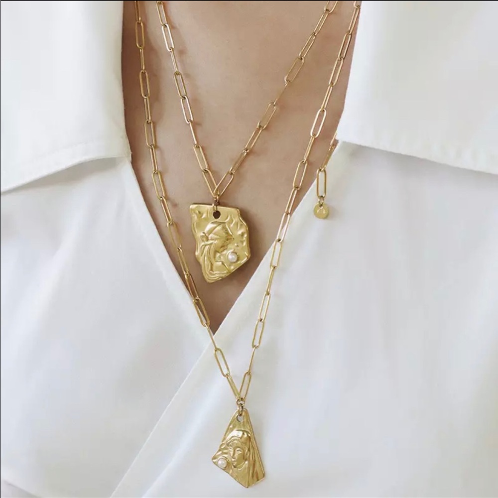 Unique necklace